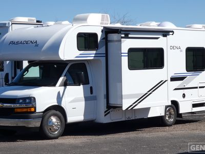 2026 Thor Motor Coach Pasadena SE - Photo 2