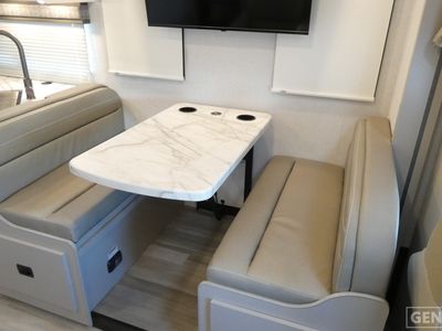 2026 Thor Motor Coach Pasadena SE - Photo 13