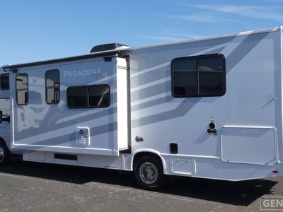 2026 Thor Motor Coach Pasadena SE - Photo 3