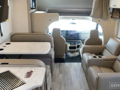 2026 Thor Motor Coach Pasadena SE - Photo 6
