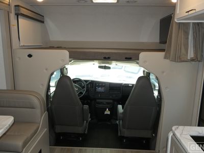 2026 Thor Motor Coach Pasadena SE - Photo 14