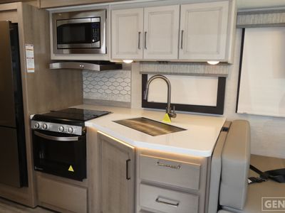 2026 Thor Motor Coach ACE - Photo 7
