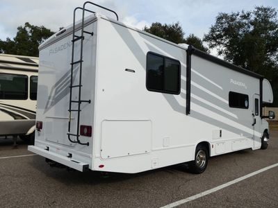 2026 Thor Motor Coach Pasadena SE - Photo 4