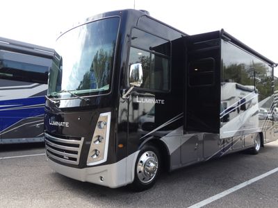 2026 Thor Motor Coach Luminate - Photo 2