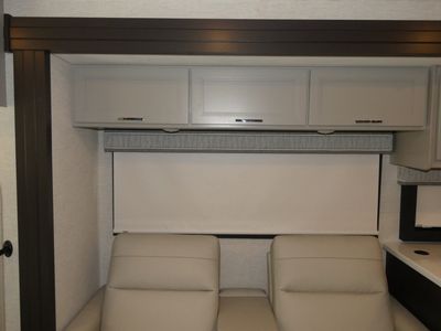 2026 Thor Motor Coach Luminate - Photo 15