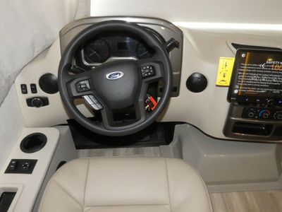 2026 Thor Motor Coach Axis - Photo 8