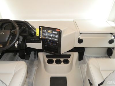 2026 Thor Motor Coach Luminate - Photo 10