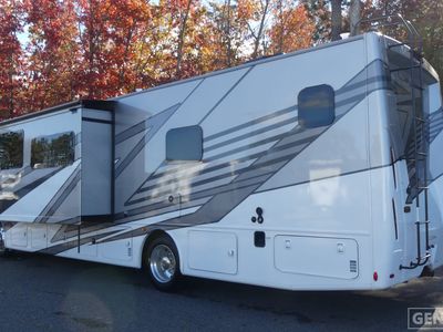 2026 Thor Motor Coach Luminate - Photo 3