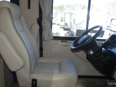 2026 Thor Motor Coach Luminate - Photo 8