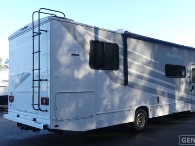 2026 Thor Motor Coach Pasadena SE - Photo 3
