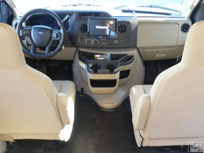 2026 Thor Motor Coach Pasadena SE - Photo 15