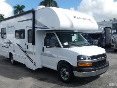 2026 Thor Motor Coach Pasadena SE - Photo 1