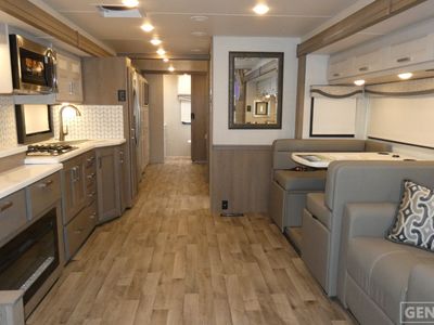 2026 Thor Motor Coach Pasadena - Photo 5