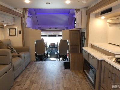 2026 Thor Motor Coach Pasadena - Photo 6
