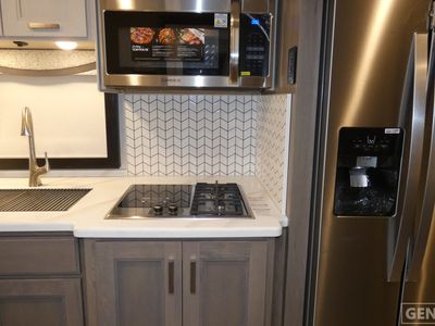 2026 Thor Motor Coach Pasadena - Photo 7