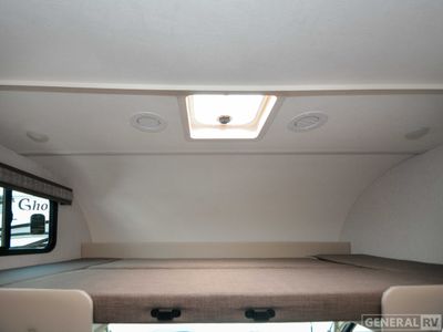2026 Thor Motor Coach Pasadena SE - Photo 15