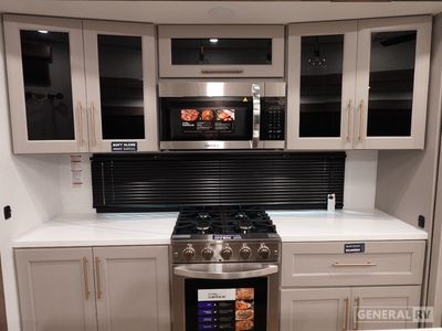2025 Alliance RV Benchmark - Photo 8