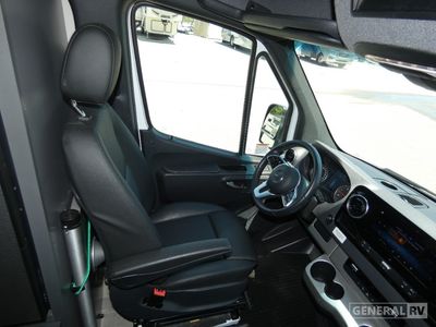 2023 Thor Motor Coach Sanctuary - Photo 9