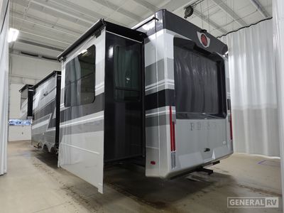 2025 Crossroads RV Redwood - Photo 3