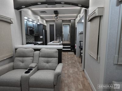 2025 Crossroads RV Redwood - Photo 7