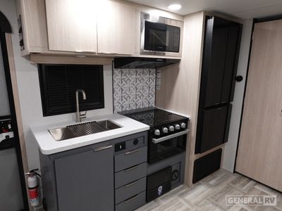 2025 Prime Time RV Tracer - Photo 11