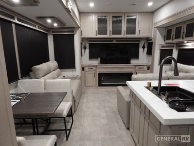 2025 Grand Design Solitude - Photo 6