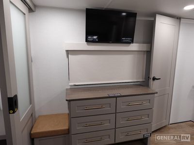 2025 Alliance RV Paradigm - Photo 13