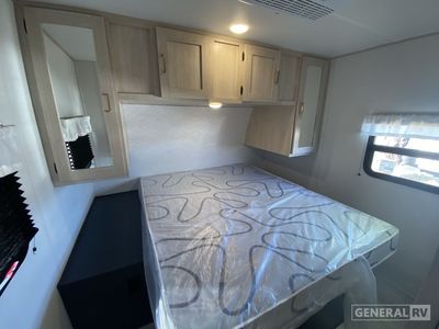 2025 Prime Time RV Avenger - Photo 8