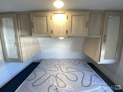 2025 Prime Time RV Avenger - Photo 9