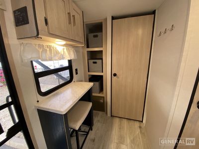 2025 Prime Time RV Avenger - Photo 8