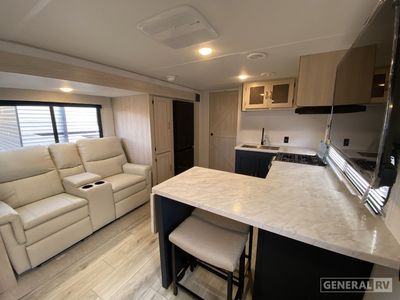 2025 Prime Time RV Avenger - Photo 14