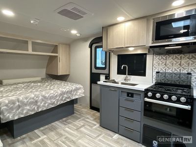 2025 Prime Time RV Tracer - Photo 7