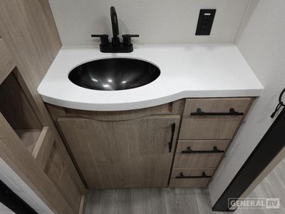 2026 Grand Design Imagine - Photo 13