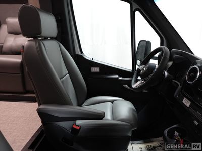 2026 Grand Design Lineage Series M - Photo 8