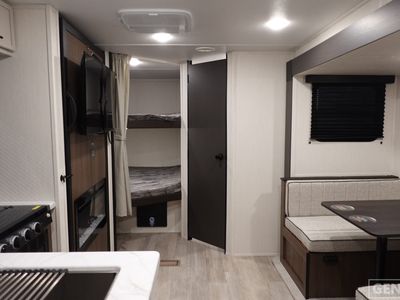 2026 Prime Time RV Avenger - Photo 5