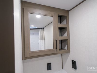 2026 Grand Design Transcend One - Photo 13