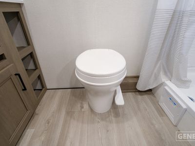 2026 Grand Design Transcend One - Photo 15