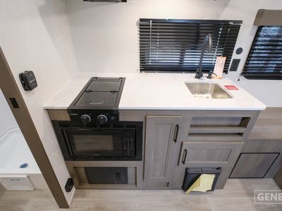 2026 Grand Design Transcend One - Photo 7