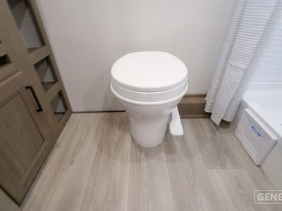 2026 Grand Design Transcend One - Photo 15