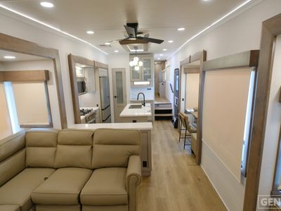 2026 Alliance RV Paradigm - Photo 8
