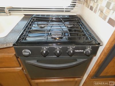 2017 Coachmen Freedom Express - Photo 15