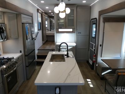 2026 Alliance RV Paradigm - Photo 6