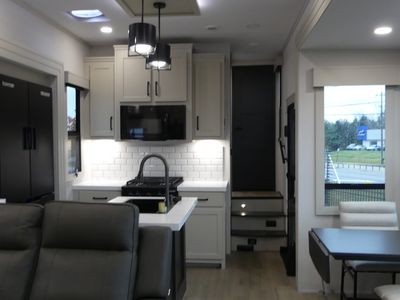 2026 Grand Design Momentum M Class - Photo 7