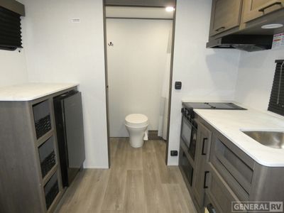 2026 Grand Design Transcend One - Photo 5