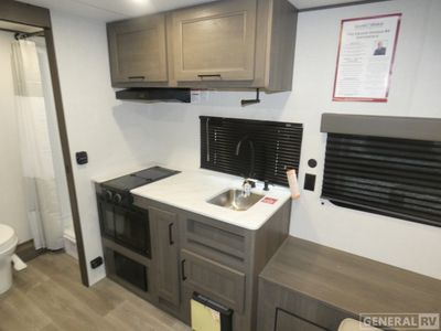 2026 Grand Design Transcend One - Photo 10