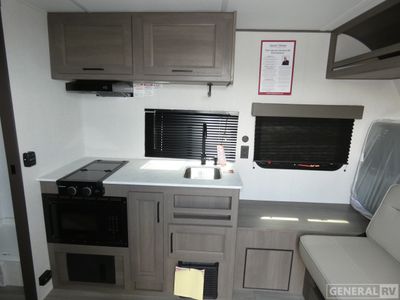 2026 Grand Design Transcend One - Photo 12