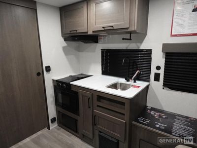 2026 Grand Design Transcend One - Photo 13