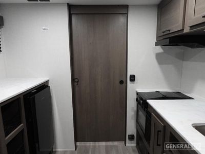2026 Grand Design Transcend One - Photo 5