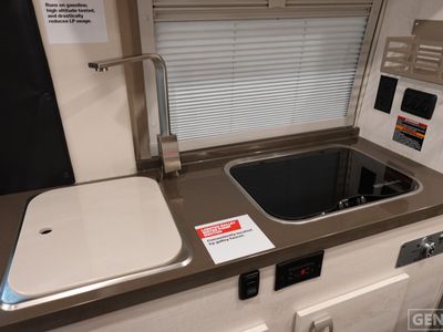2026 Winnebago TRAVATO - Photo 8