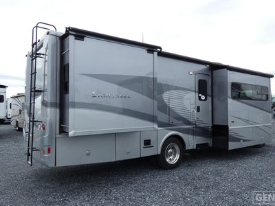 2019 Winnebago SIGHTSEER - Photo 3